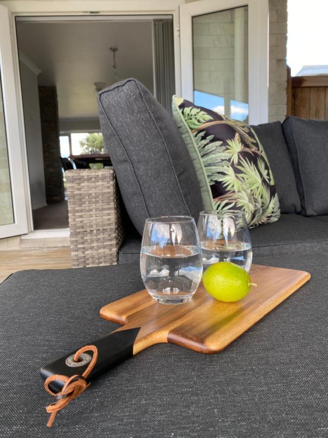 The Great Escape, Luxury Waterfront, Hottub Villa Whitianga Exterior photo